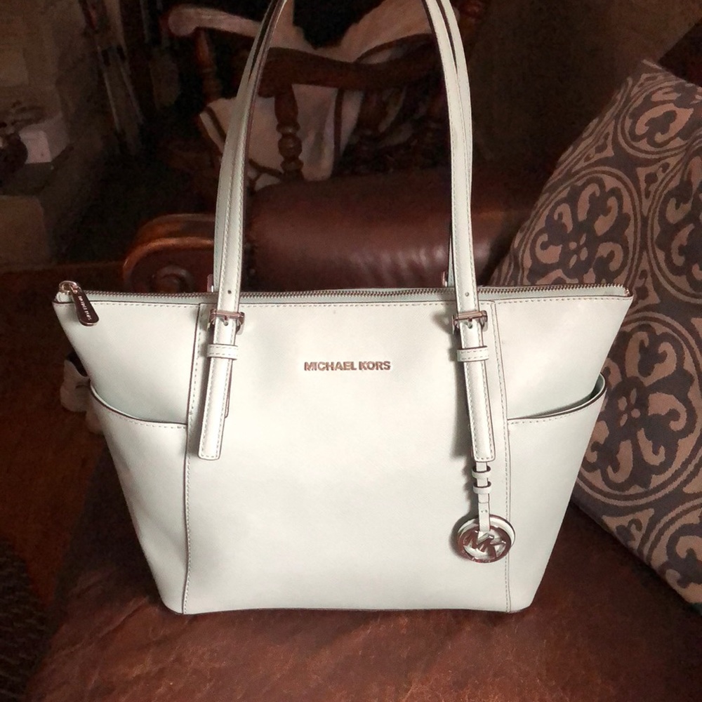 Michael Kors pocketbook